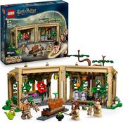 LEGO Harry Potter 76445, Kräuterkundeunterricht auf Schloss Hogwarts, 390-teilig für Kinder ab 8 Jahren