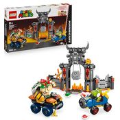 LEGO Super Mario: Mario Kart - Bowsers Schloss - Interaktives Spielzeugset mit 2 Autos & 4 Figuren, inklusive Yoshi, für Kinder ab 9 Jahren - 72039